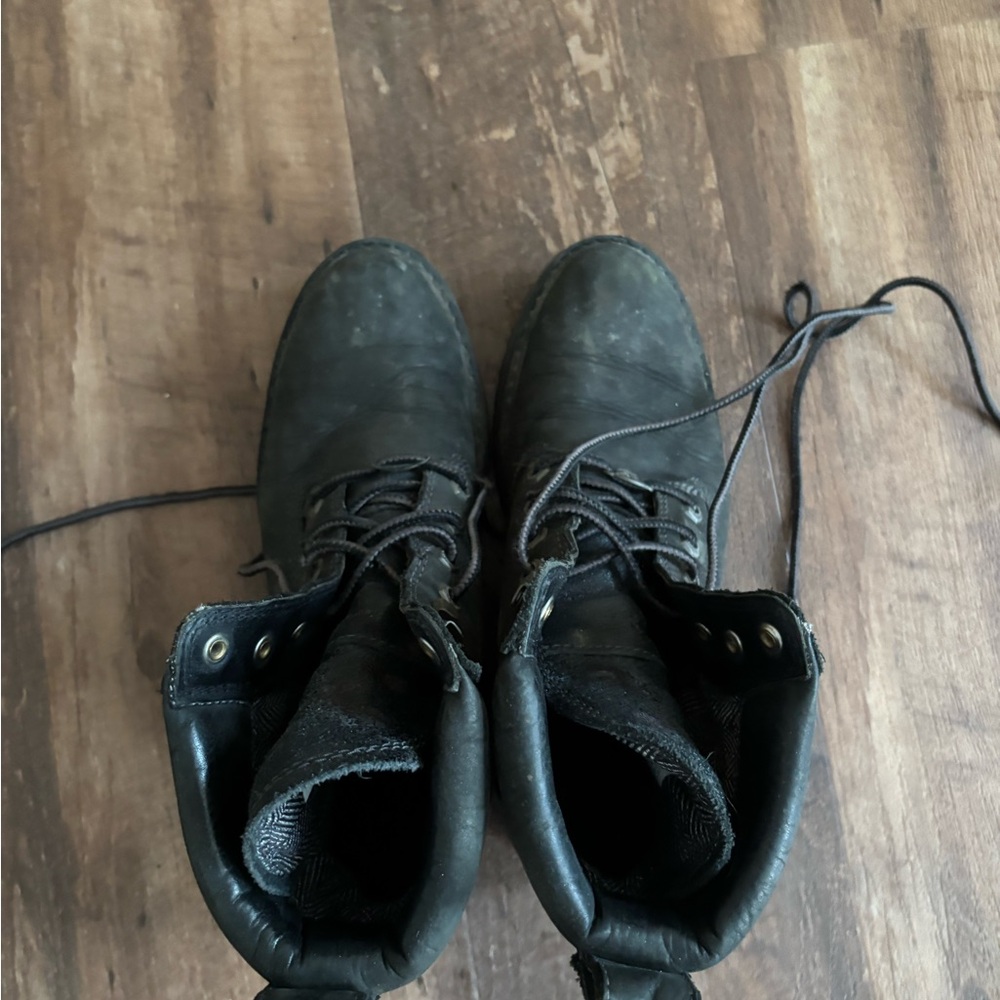 Black Winter Women’s 8.5 Boots